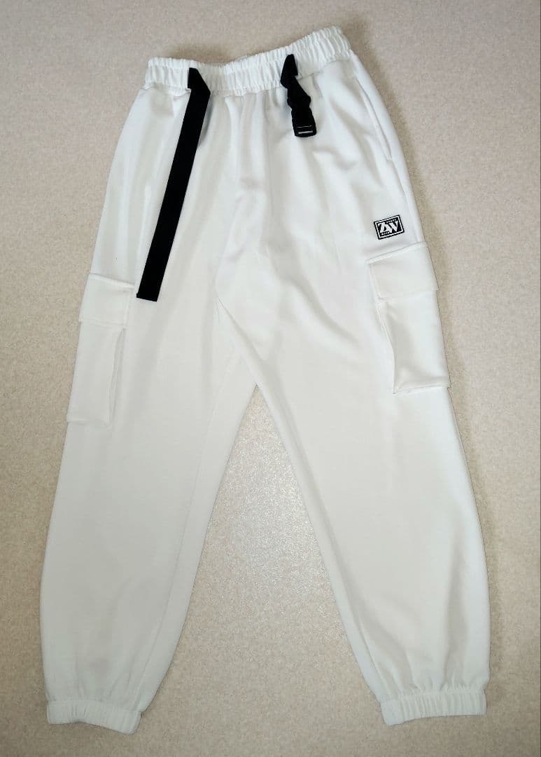 ZUMBA☆ 正規品☆ カーゴパンツ ☆白 ☆XS