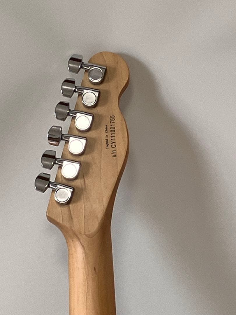 Squierテレキャス レフティ