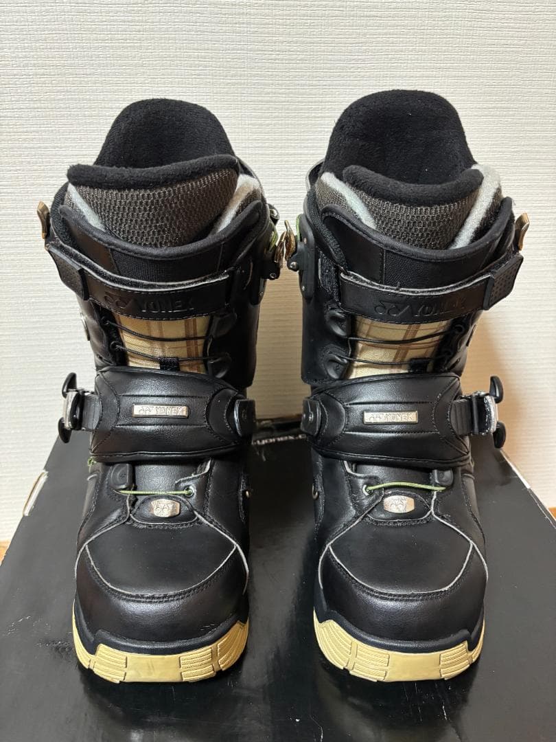 美品★YONEX METEOR AB & XTR BIN アキュブレードaccu