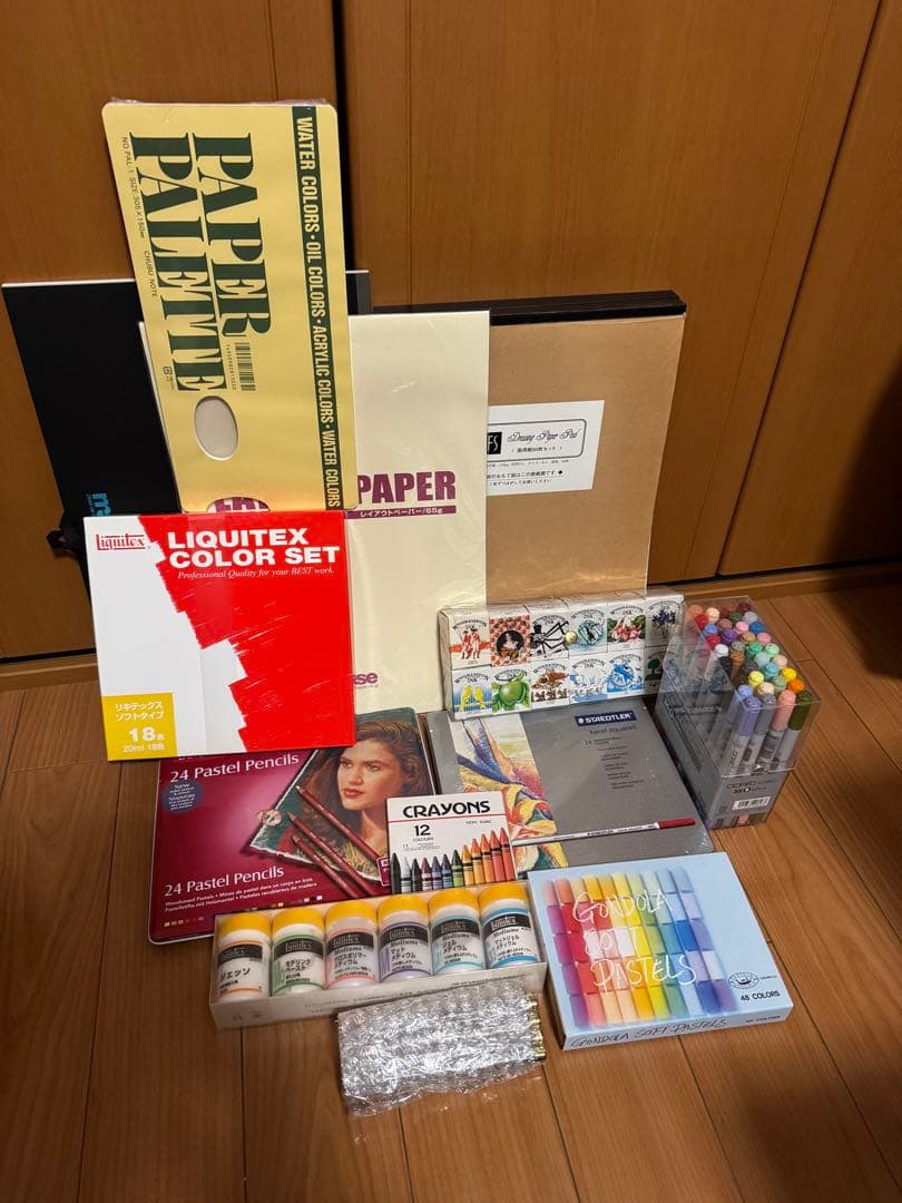 最終値下げ新品Liquitex アクリル絵具、パステルペンシル、メディウムセット