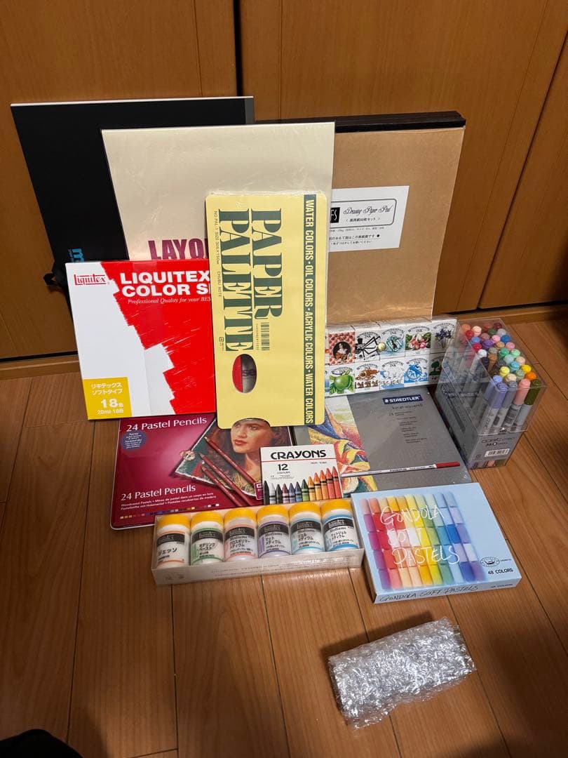 最終値下げ新品Liquitex アクリル絵具、パステルペンシル、メディウムセット
