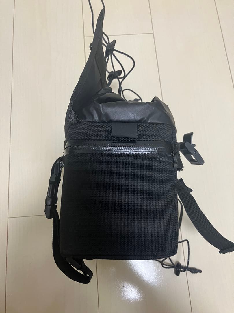 美品　タデクイ　tade qui カニンガムバック　フロントバッグ