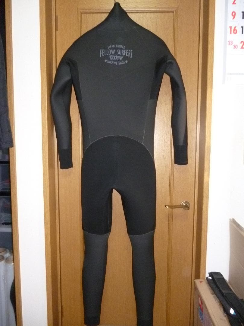 K*i様 ウエットスーツ「FELLOW」ロングチェストジップ セミドライ LB！