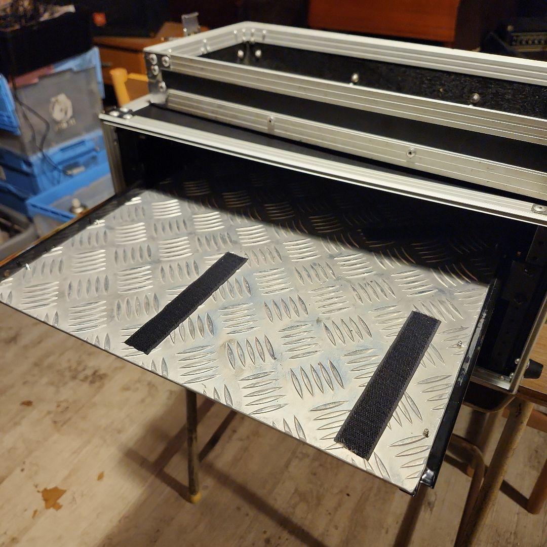 アルミ製 4U ラックケース スライド棚付き