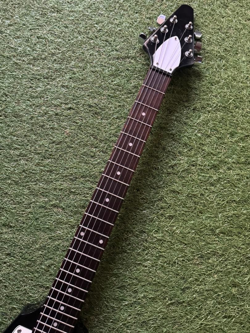 T*A様 メーカー不明　フライングV ブラック