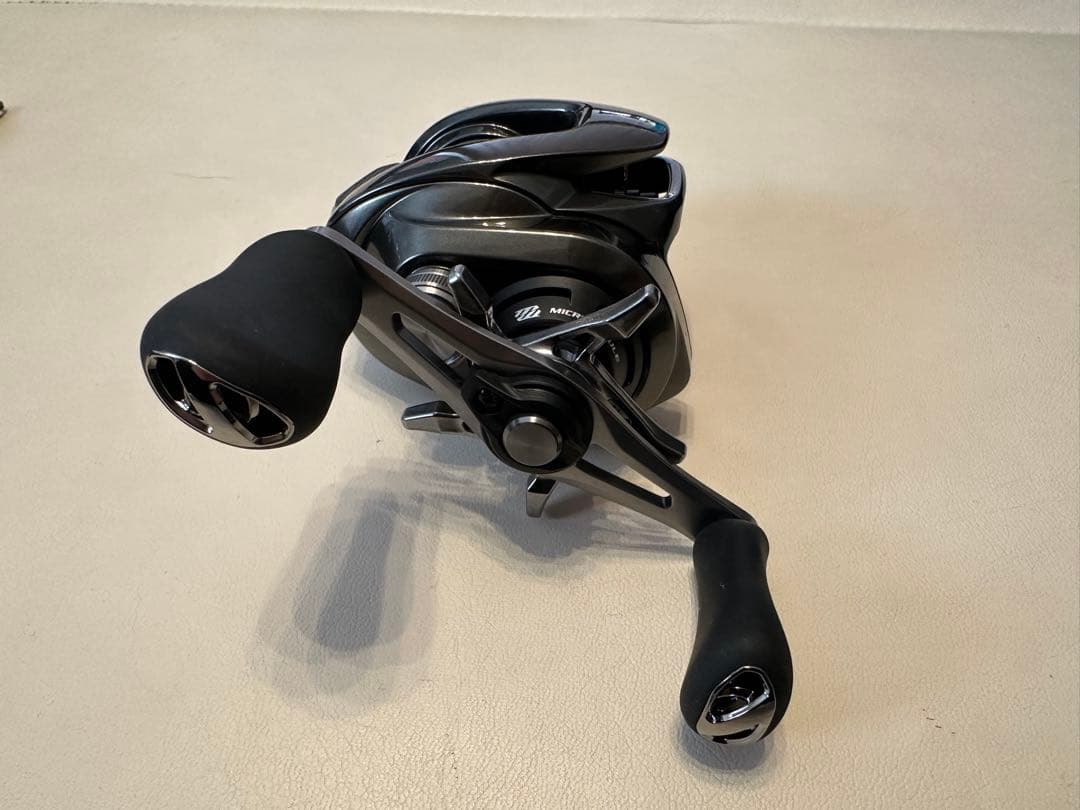 【gac】23メタニウム100 HG RIGHT シマノ　ベイトリール