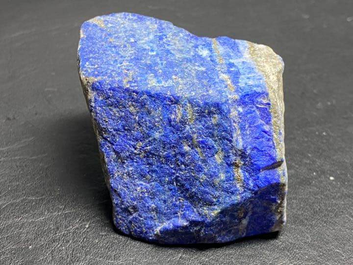 ラピスラズリ　原石　132g