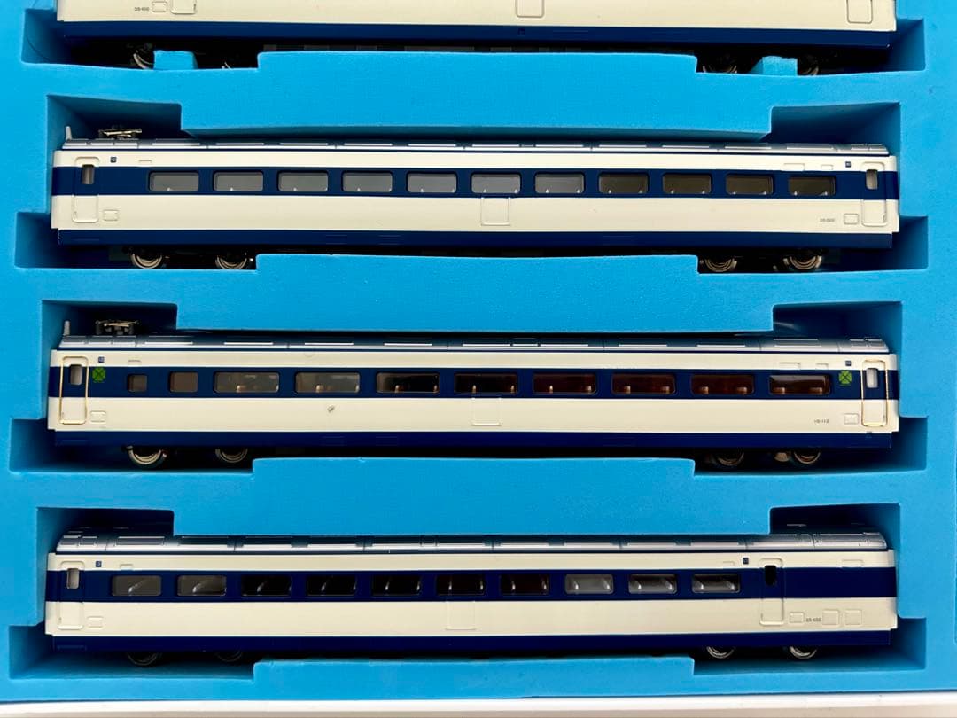 マイクロエース 東海道・山陽新幹線 0系新幹線（大窓）18次車「ひかり号」16両