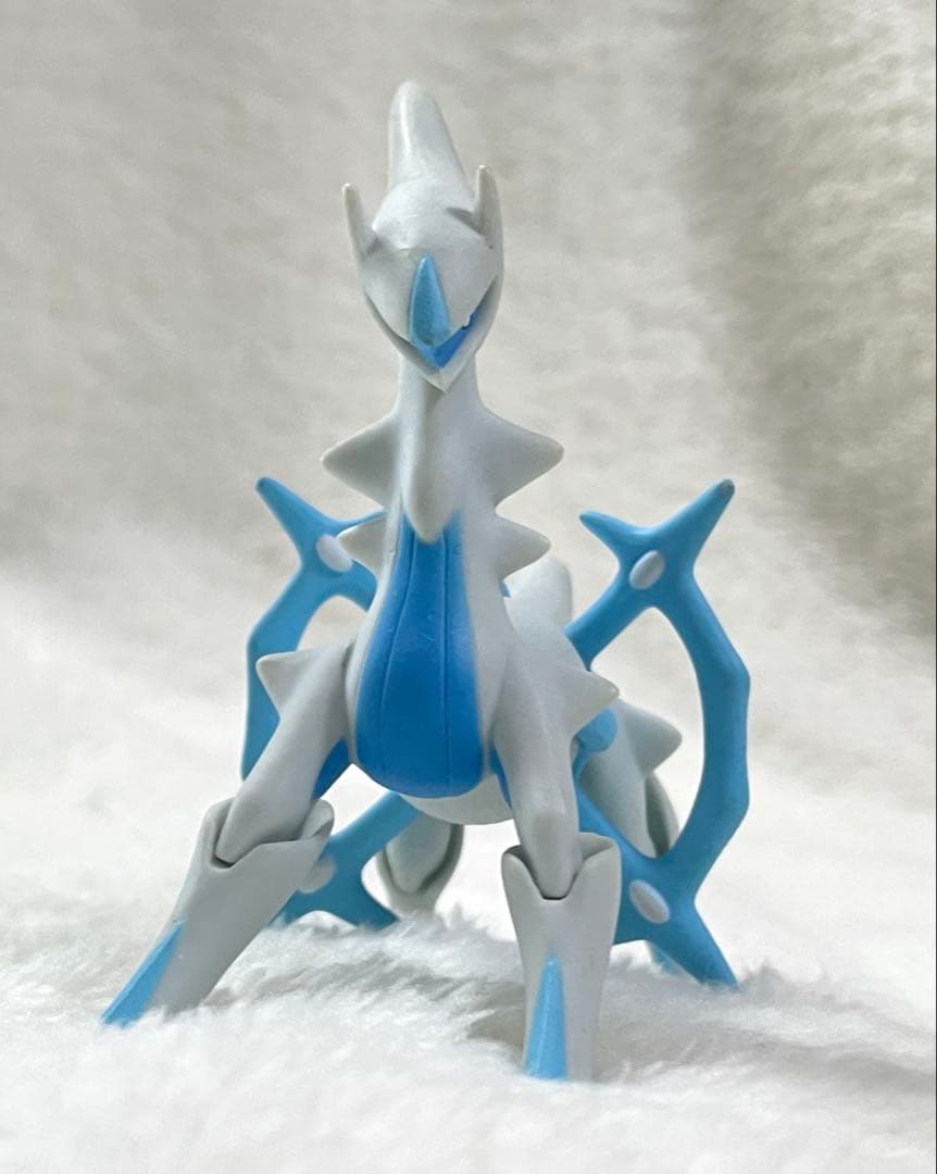 立体ポケモン図鑑　アルセウス　氷　フィギュア　ガチャ　レトロ