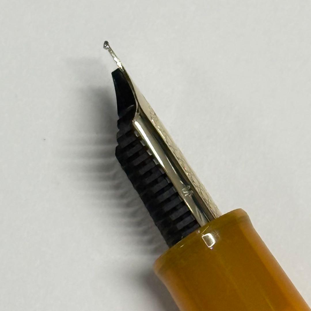 SAILOR セーラー VEILIO ヴェイリオ 万年筆 オレンジ 中字