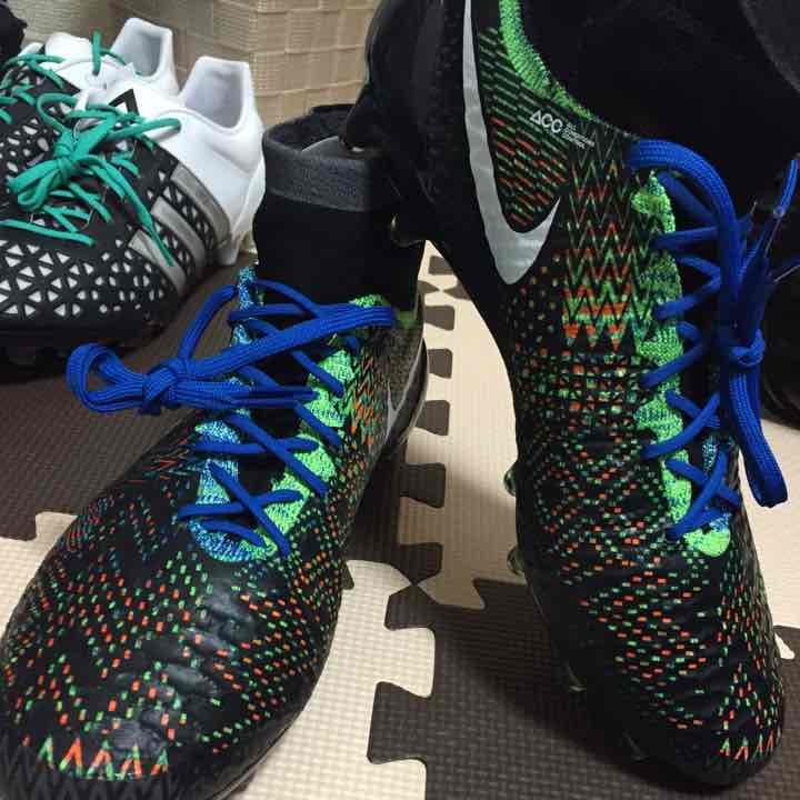 サッカーナイキスパイクハイカット