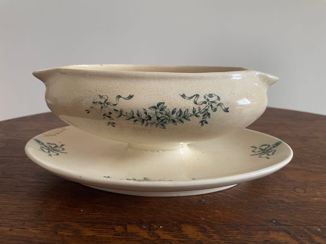 Sarreguemines サルグミンヌ窯 ソースボート　アンティーク　フランス