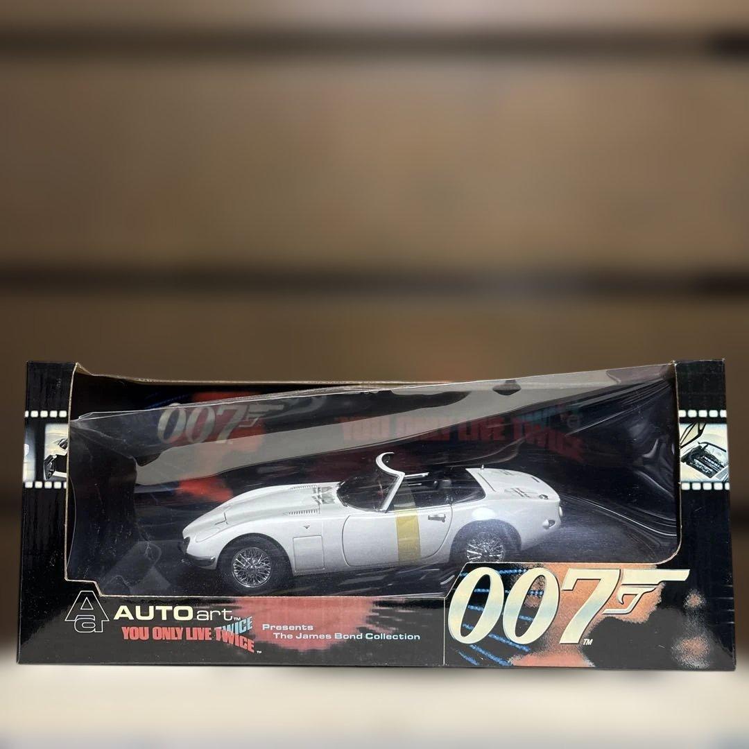 オートアート　007 ボンドカー　トヨタ2000GT (オープン)新品　未使用