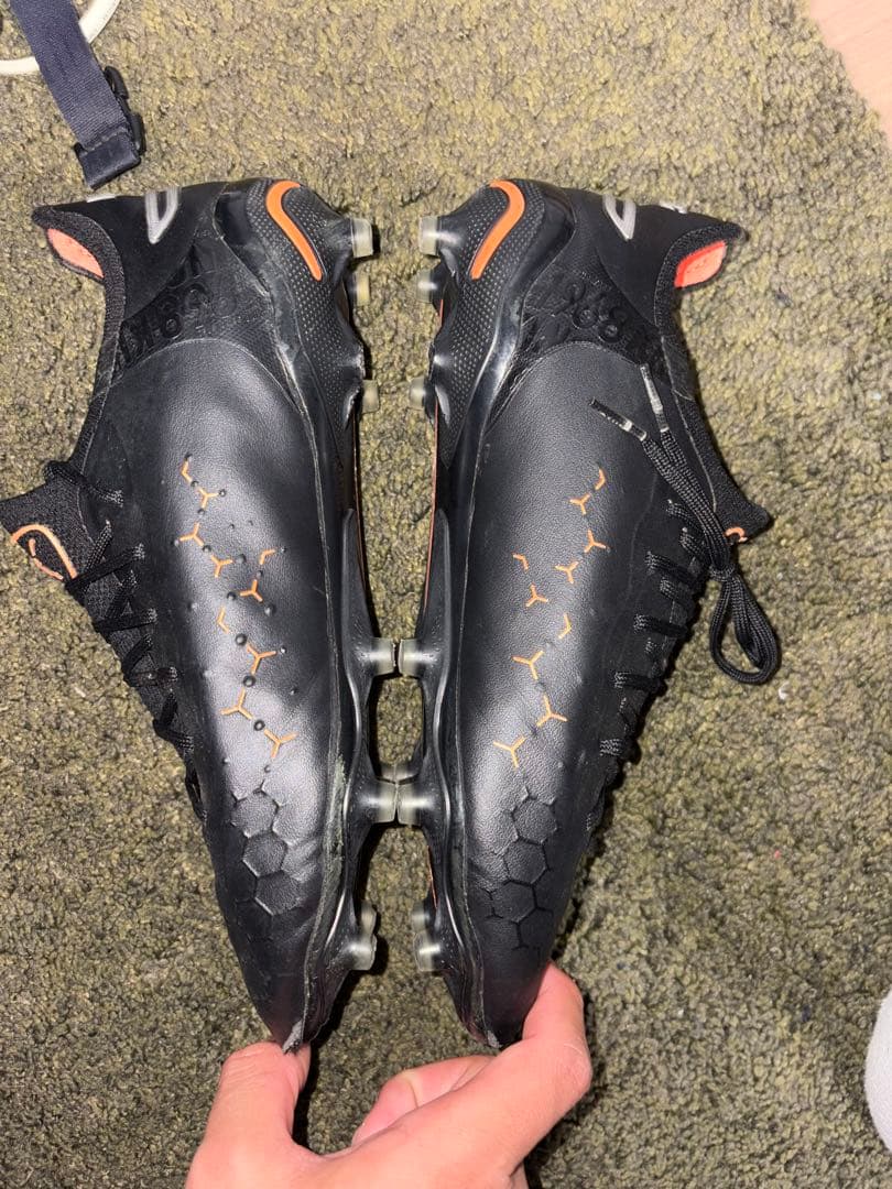 サッカーシューズ ブラック/オレンジ FG