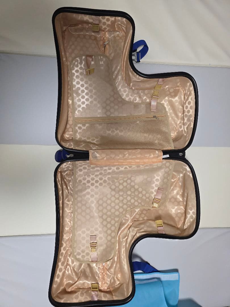 ノリッコ、子供が乗れるキャリーケース、AOWEILA