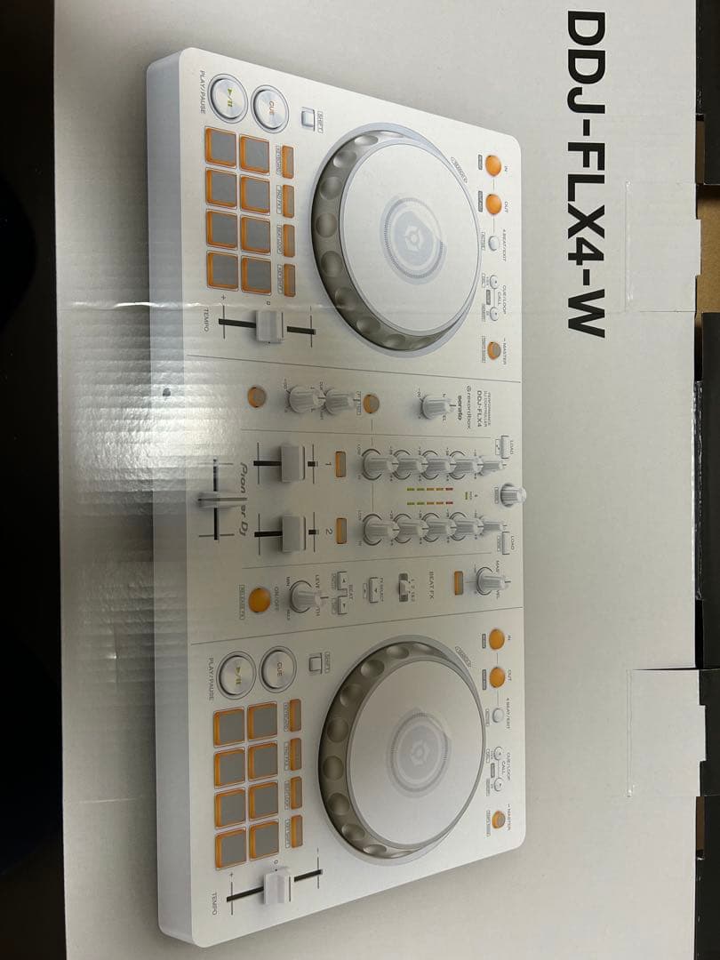 Pioneer DDJ-FLX4-W DJコントローラー　ホワイト