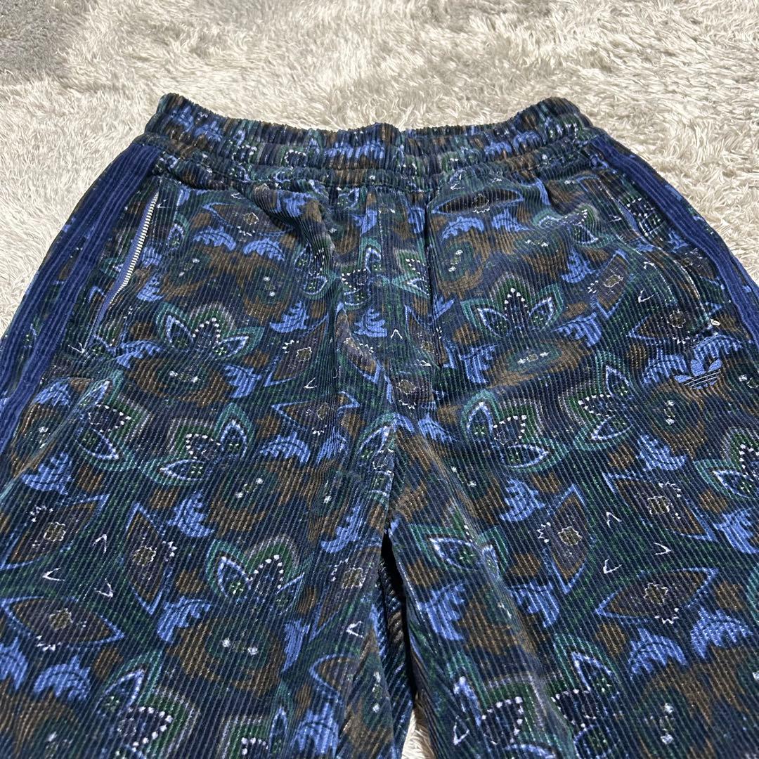極太 adidas originals 総柄コーデュロイバギートラックパンツ