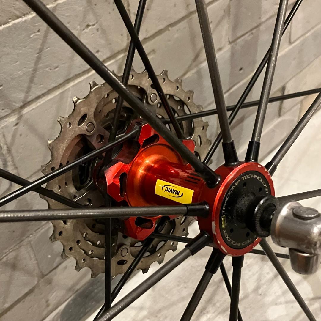 完組ホイール マビック スプロケット、タイヤ付き