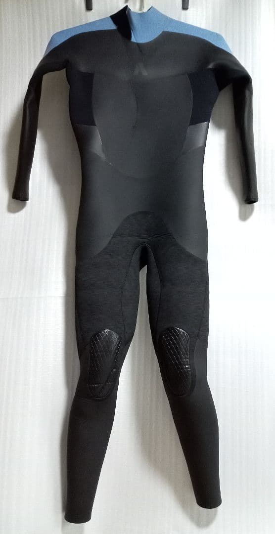 ウェットスーツ 5ミリ エアタイト 冬 ウィンター 黒 水色 ラバー サーフィン