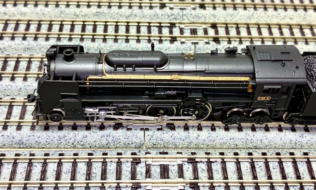 ☆憧れの人気モデル☆彡『C62 3号“ニセコ”牽引 蒸気機関車』