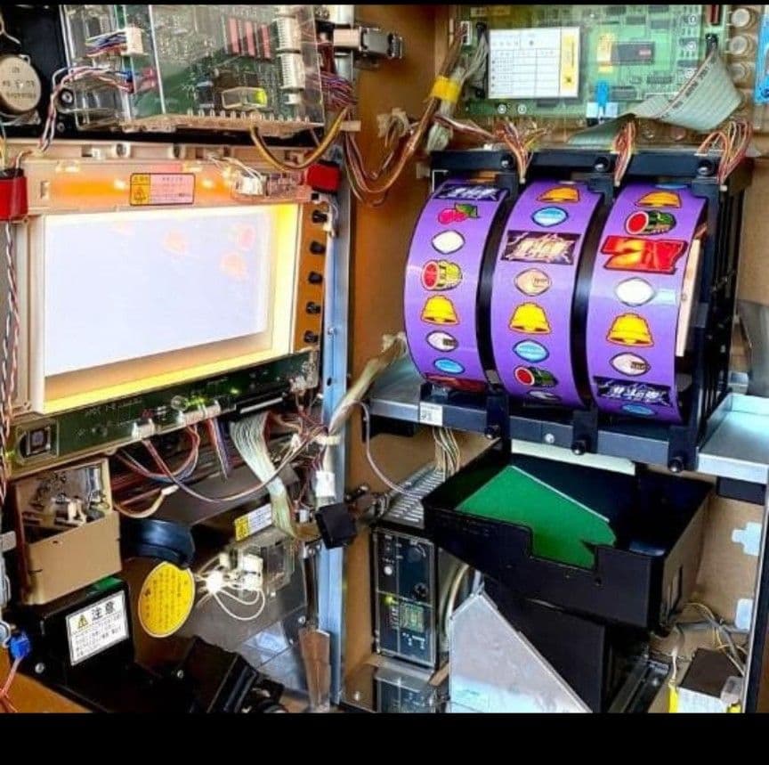 実機北斗の拳　4号機　不要機付　送料込み　年末セール31日まで