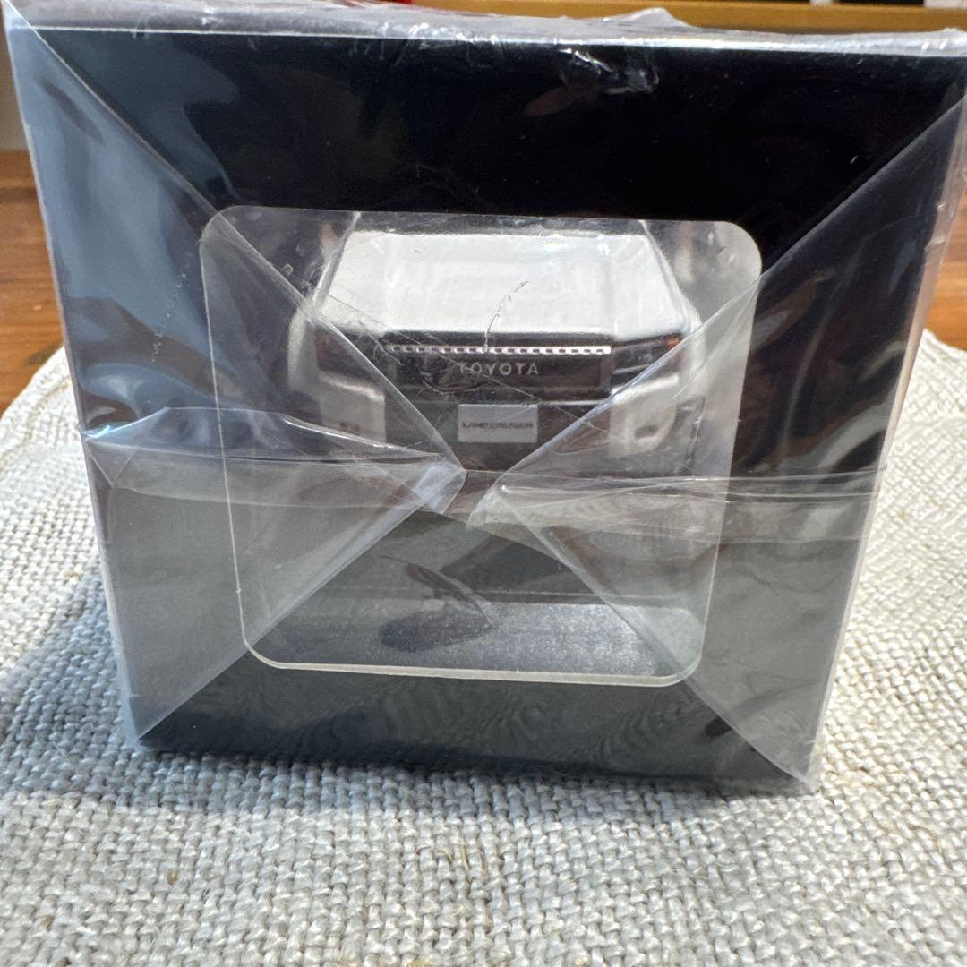 非売品 トヨタ ランドクルーザー ミニカー 1/30