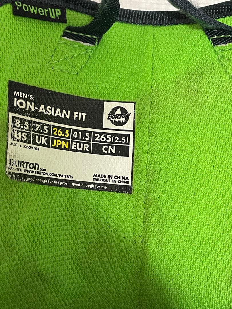 バートンアイオン（ BURTON ION）　アジアンフィット26.5cm