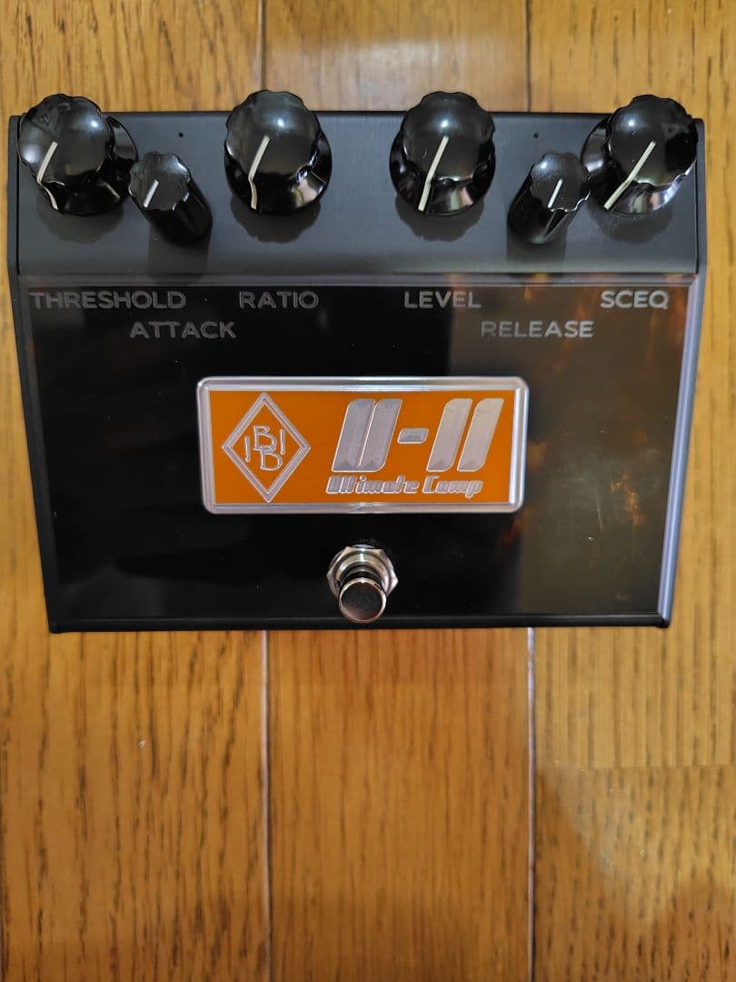 BBD U-11 Ultimate Comp ベースエフェクタ インナーバンブー