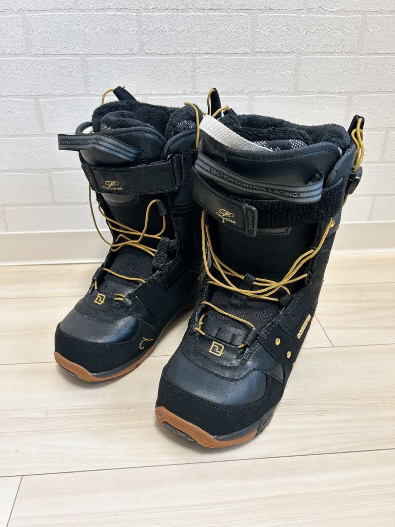 DEELUXE EMPIRE LARAスノボブーツ(23.5)