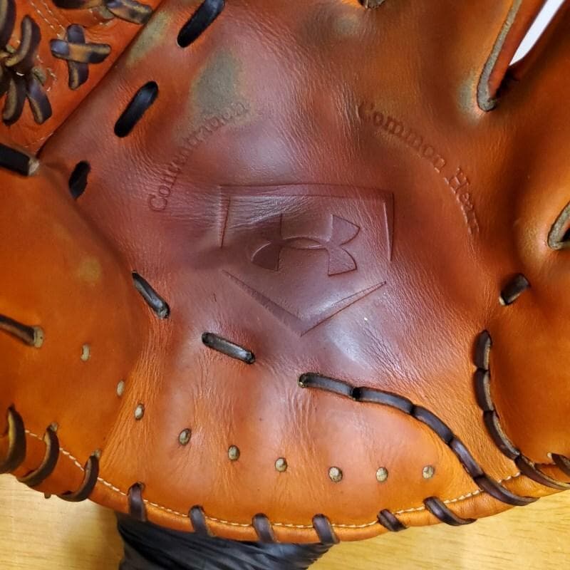 アンダーアーマー 松田宣浩モデル 限定品 高校野球対応 内野用 硬式グローブ