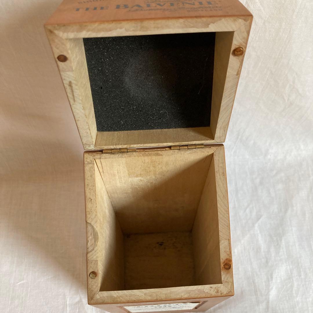 バルヴェーニ　サーティ３０年　シングルモルトウイスキー　木箱入り　レア