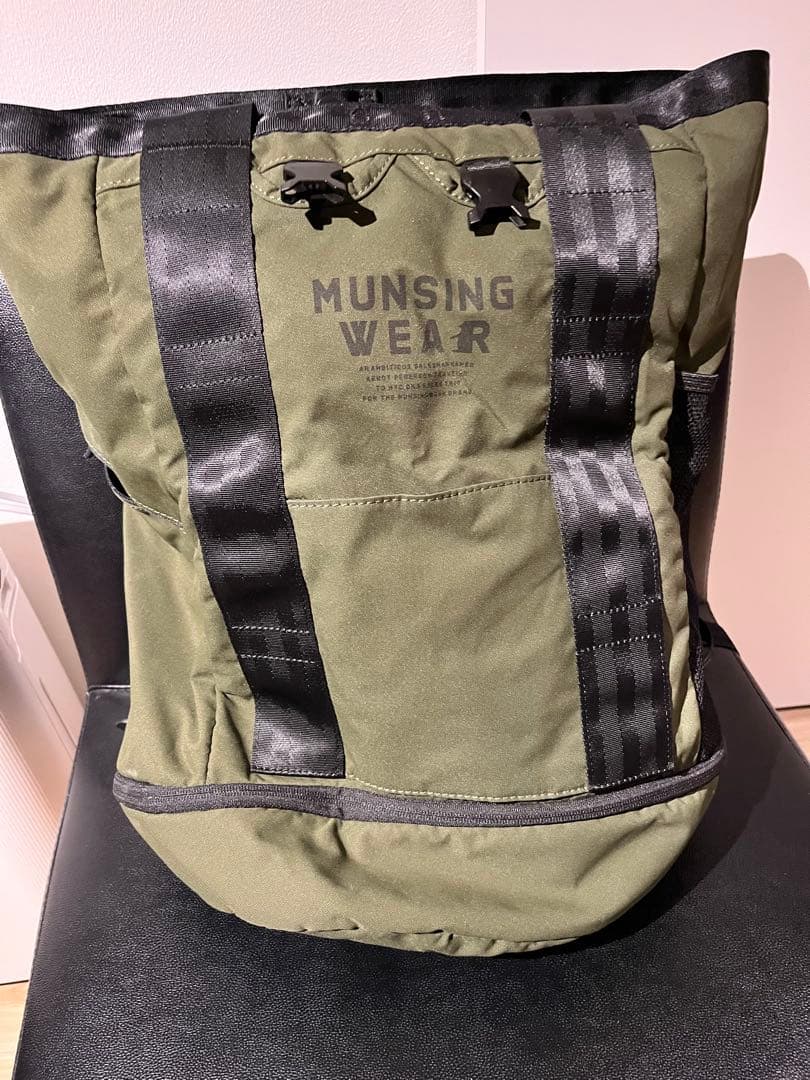 【美品】Munsing Wear オリーブバックパック