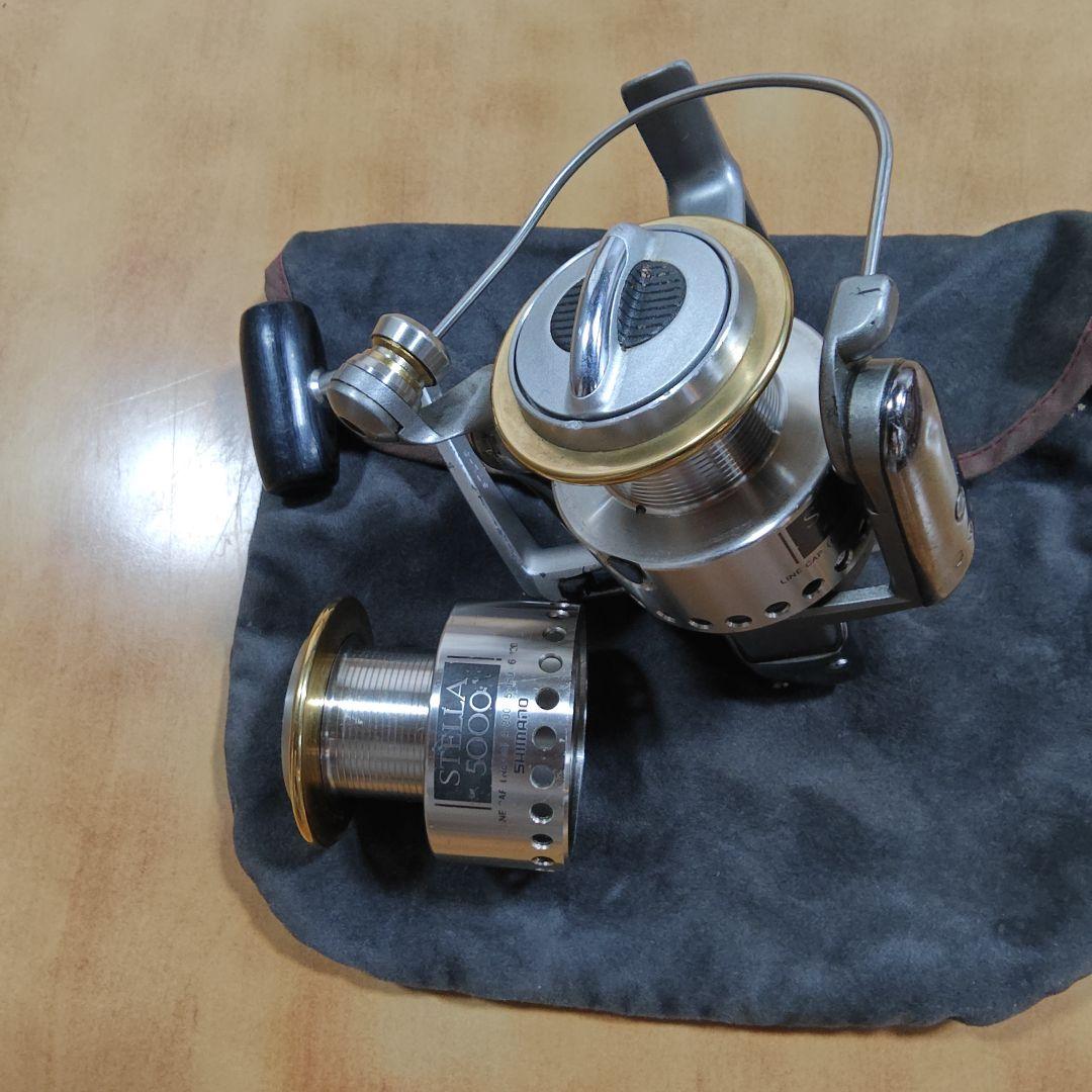 STELLA 5000 スピニングリール 収納袋付き