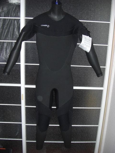 ☆新品未使用 O'NEIL ロングチェストジップセミドライ