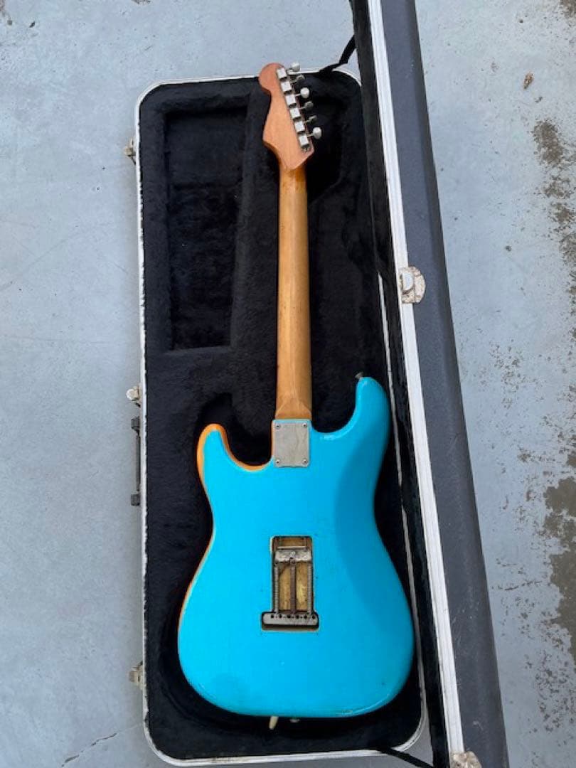 Fender  62型、ストラトキャスタージョージハリソンのロッキー仕様 超レア