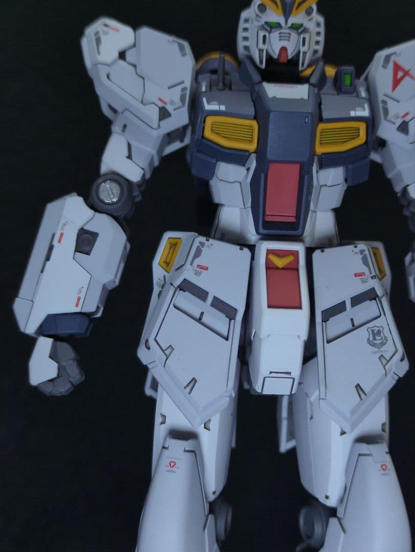 モリ リン RG ニューガンダム 全塗装完成品
