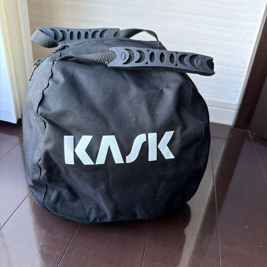 KASK スキー用ヘルメット ブラック 一体型ゴーグル付き レディース