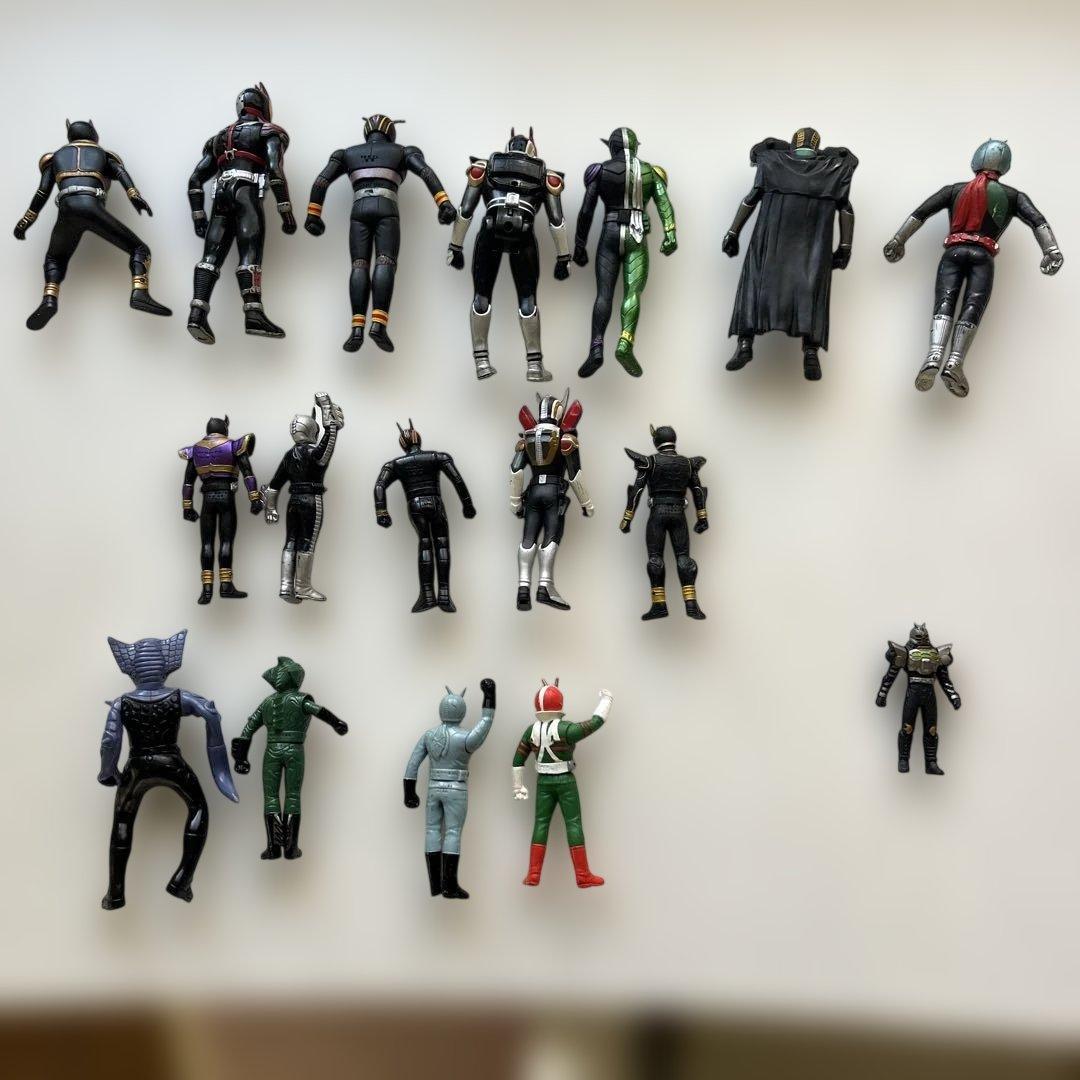 仮面ライダー　ソフビ／フィギュア　16体