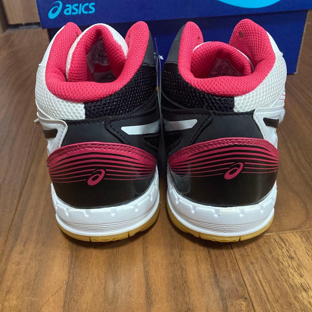 asics コートセルフィット　23.5cm