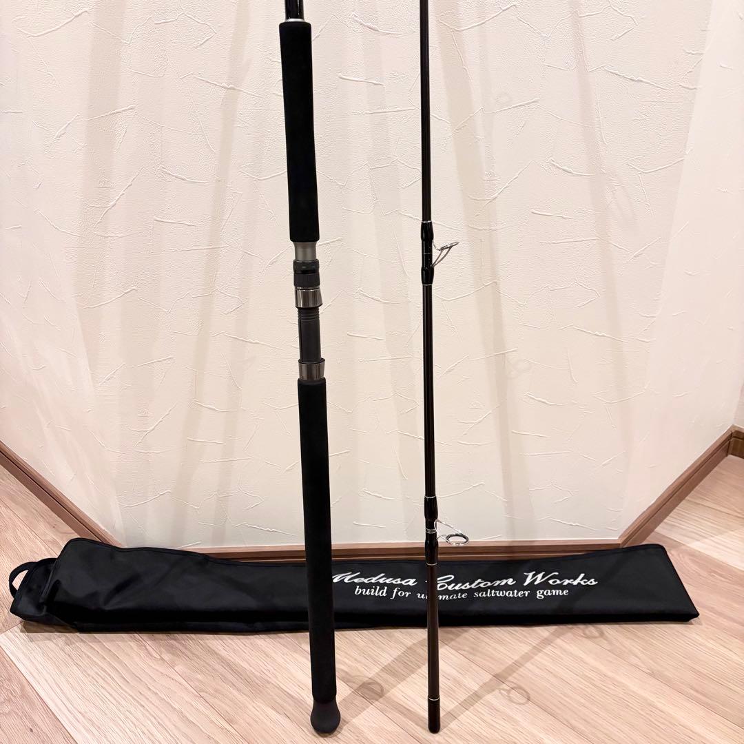 美品　MCワークス　RAGING BULL 100XR-1 スペシャルモデル