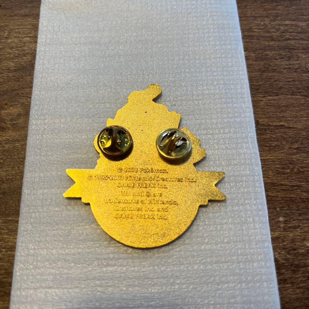 ポケモンセンター　ピカチュウ　ピンズ　5周年　ピンバッジ　2003
