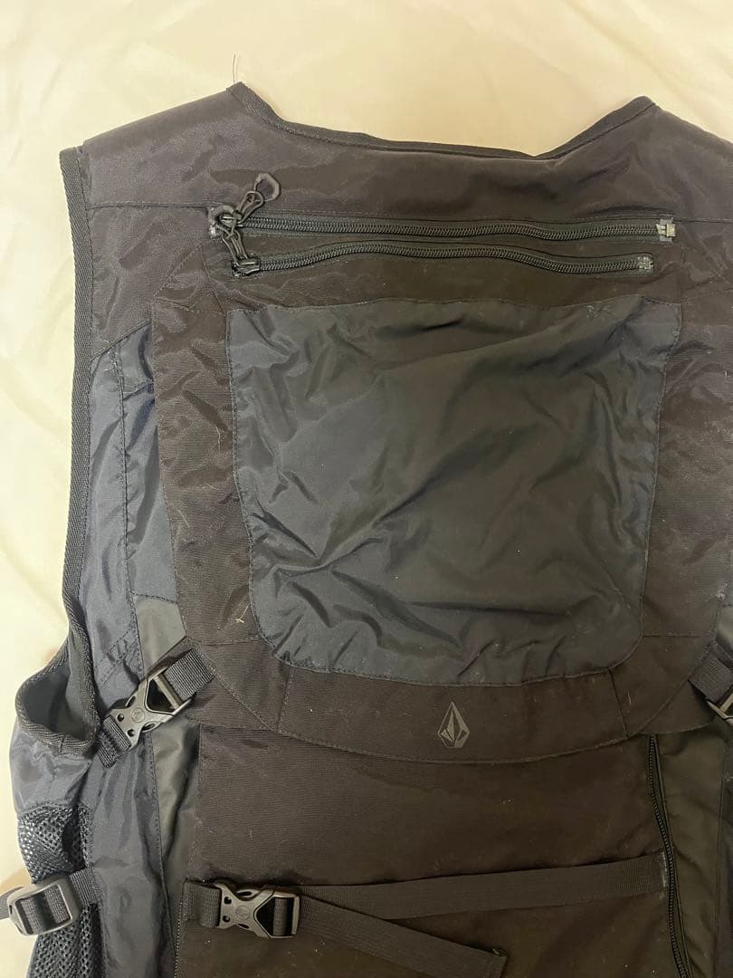 Volcom slack vest Mサイズ