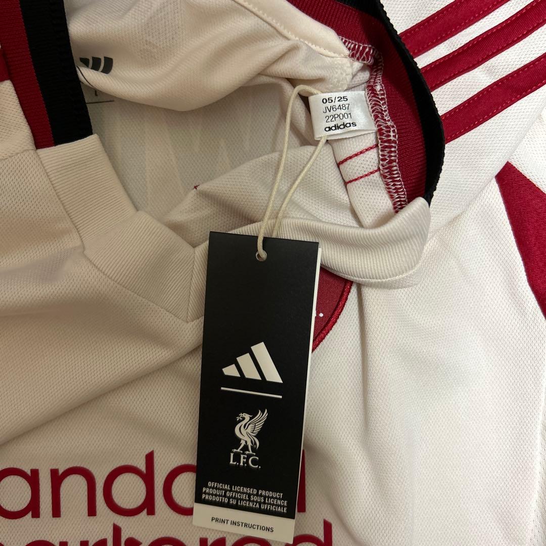 ヴィルツ　ユニフォーム　リバプール　正規品　タグ付き