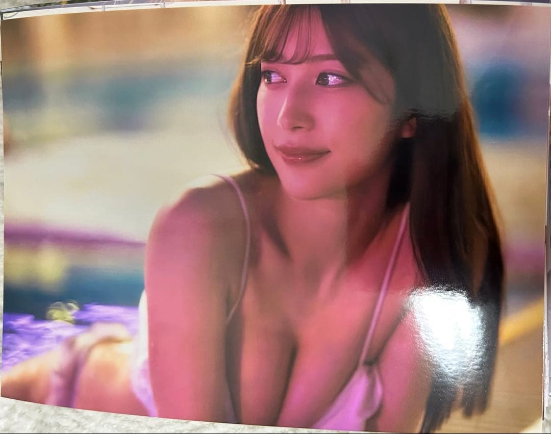 【値下げ交渉可】雪平莉左　2l版生写真　200枚