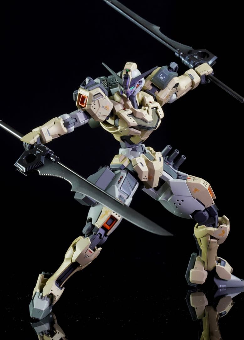 HG　陸戦型ガンダムキャリバーン【デザート迷彩カラー】 完成品　全塗装