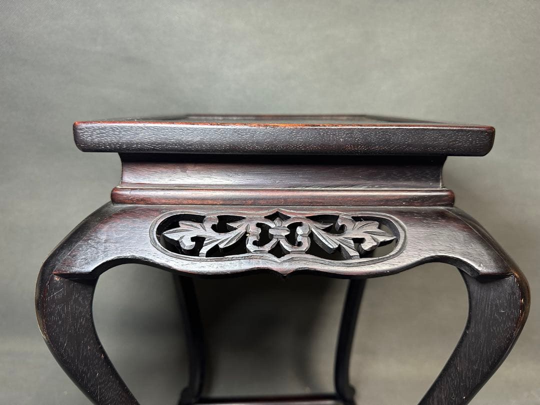 紫檀　唐草透彫　四方高脚花台　唐木二重天板如意巻足飾台　盆栽台　高卓アンティーク