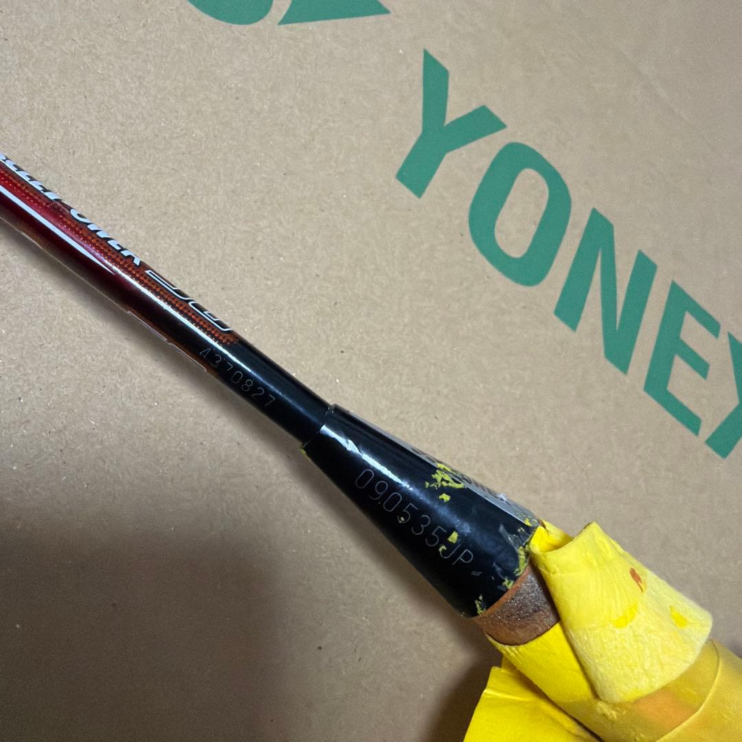 傷あり　YONEX Muscle Power 50 赤　バドミントンラケット