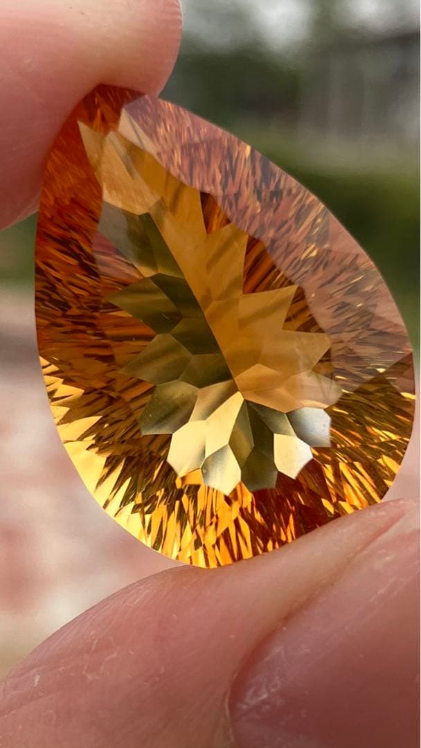 【レア】大粒シトリン　ペアシェイプ　ルース