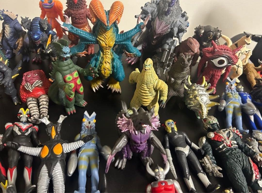 ウルトラマンシリーズ 怪獣フィギュア 72体セット