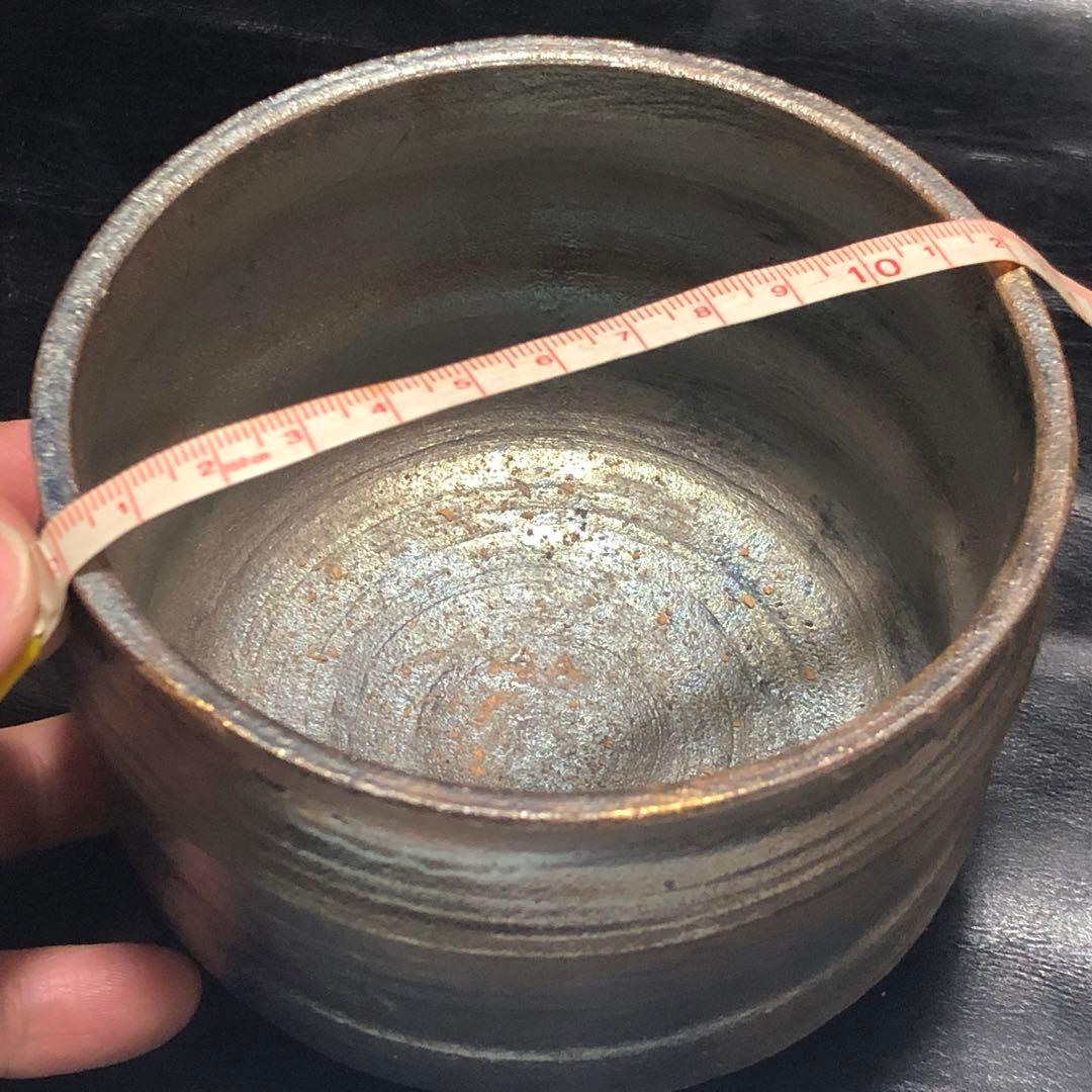 美しい古美術◼️蔵から謎の光を放っている大きな抹茶茶碗が出てきました。茶道具、骨董